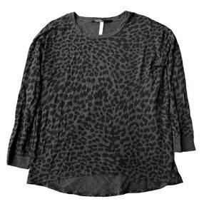 Kensie Shirt Sz M Black Grey Cheetah Print Pullover Stretch Comfy School Casual